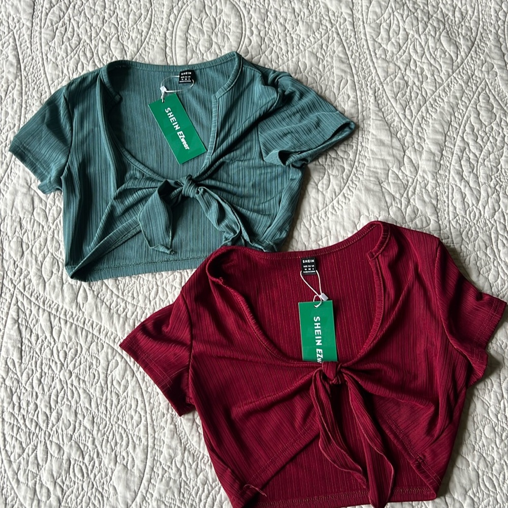 SHEIN brand new crop tops red and green. Size 6